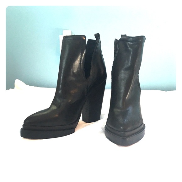 Jeffrey Campbell black heeled bootie with slit