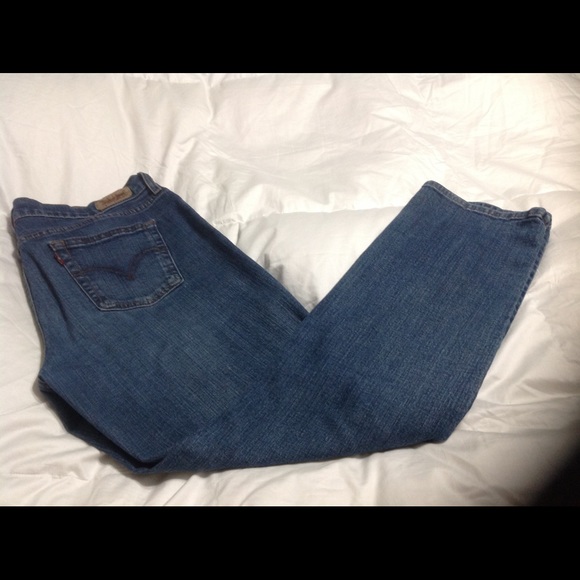 Levis jeans - Picture 2 of 2