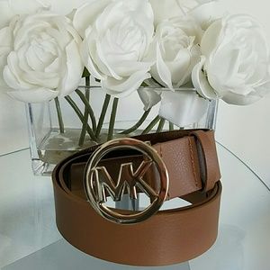 Michael Kors brown belt