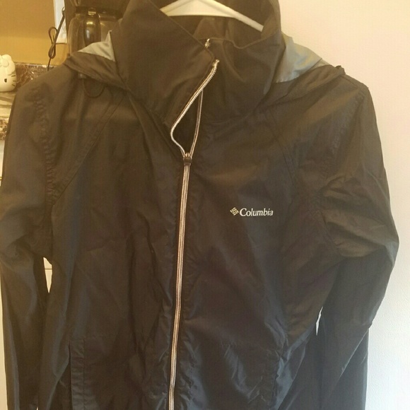 Columbia rain jacket