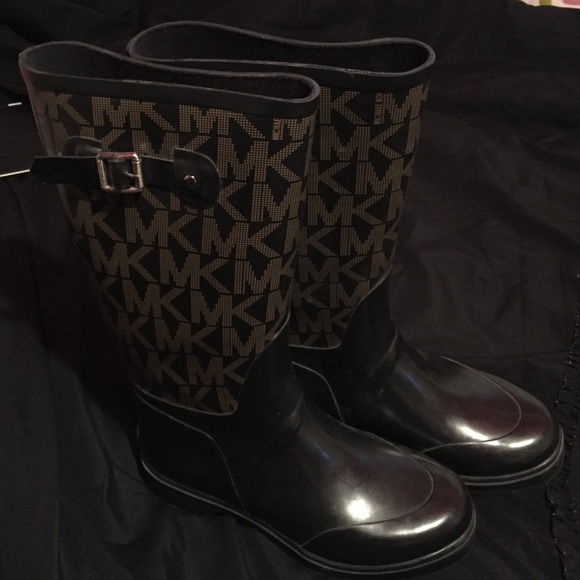 Michael Kors Rainboots