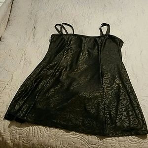 This beautiful 1 piece suit has a great design