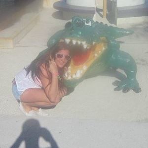 Meet your Posher, Candace