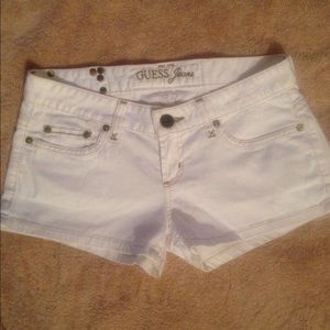 White guess short