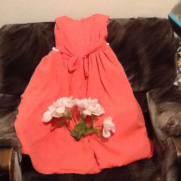 ADORABLE ELLIE KIDS DRESS size 8-10 - Picture 4 of 4