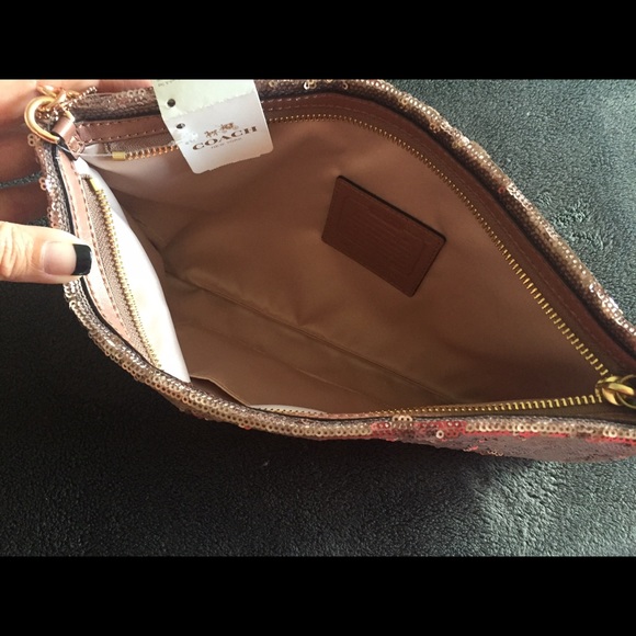 ROSE gold sequined LARGE Coach clutch - Picture 2 of 4