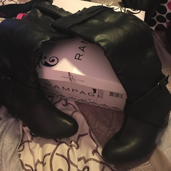 Black Tumble boots