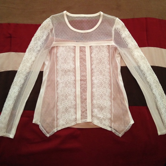 BCBGMAXAZRIA long sleeve top