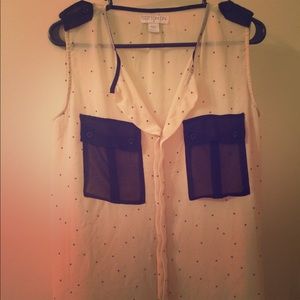 COTTON ON sleeveless blouse.