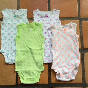 ❗️ B1G1 FREE ❗️6mo sleeveless onesies