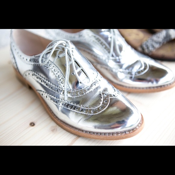 Sam Edelman silver Oxfords