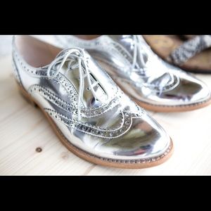 Sam Edelman silver Oxfords