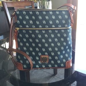 Dooney and Bourke medium size bag