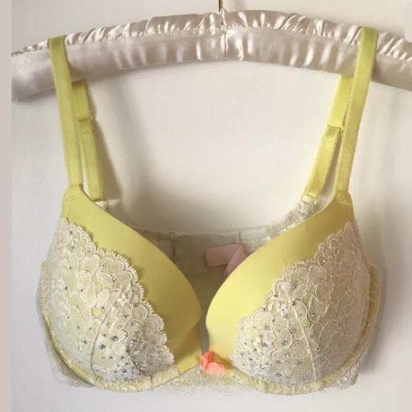Victoria's Secret lace dream angels push up bra