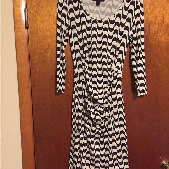 Nicole Miller maternity dress NWOT.
