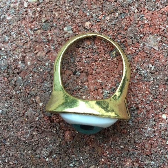 Blue Eye Ring - Picture 2 of 4