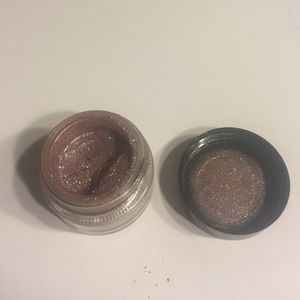 Too Faced Glamour Dust in Glampire