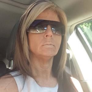 Meet your Posher, Becky