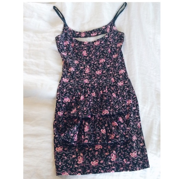 Floral dress Betsey Johnson ruffle butt dress