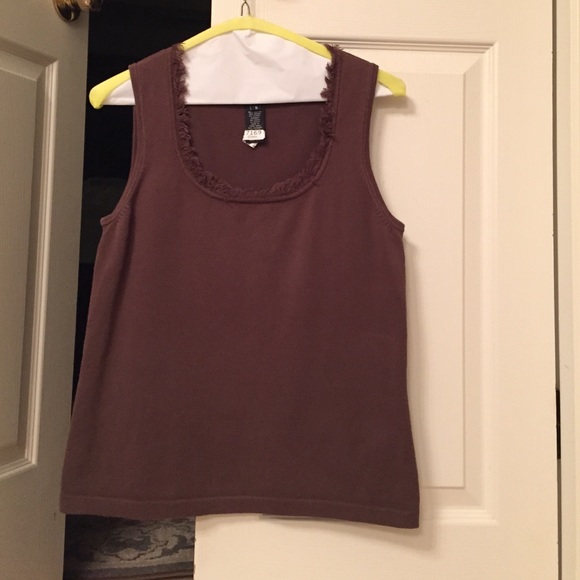 Brown sweater sleeveless top with fringe