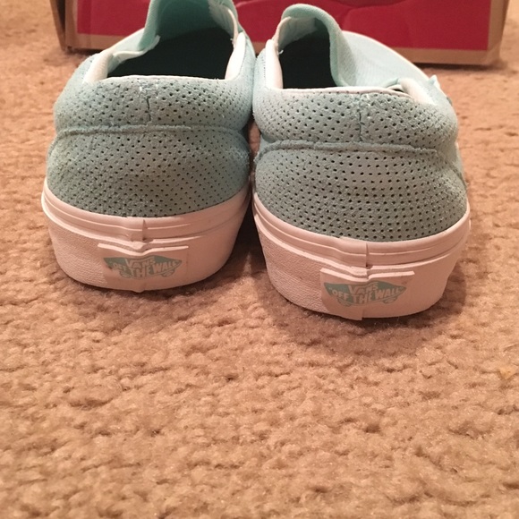 Vans Classic slip on (perf suede) - Picture 3 of 3