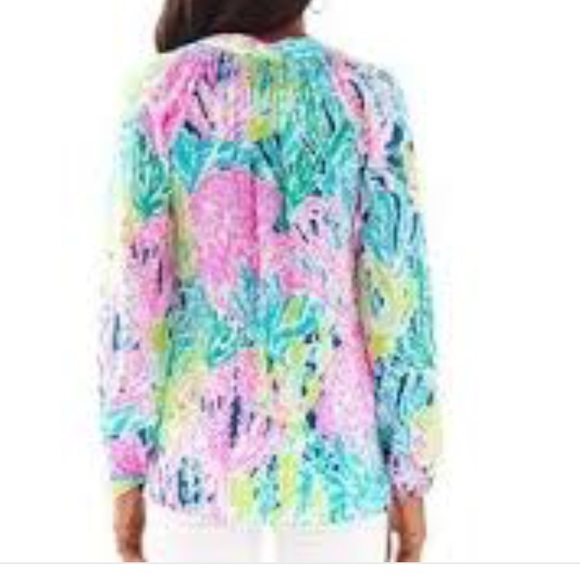 🌺H.P.🌺Lilly Pulitzer Elsa top - Picture 4 of 4