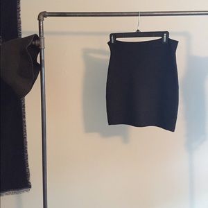 BCBG MAX AZRIA SIMONE TEXTURED POWER SKIRT