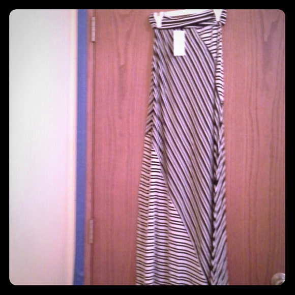 SUPER COMFORTABLE LONG SKIRT - Picture 1 of 3