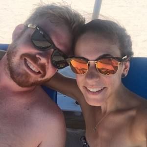 Meet your Posher, Leah