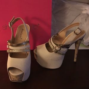 Cork screw heel, platform peak toe pumps size 7