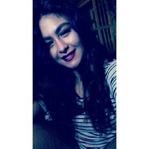 Meet your Posher, Cassandra