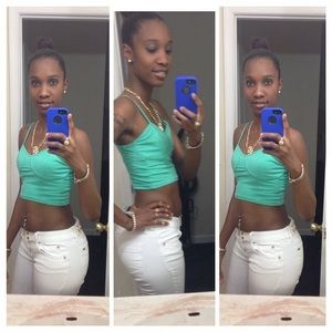 Meet your Posher, Yasmin