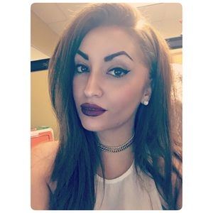 Meet your Posher, Paola