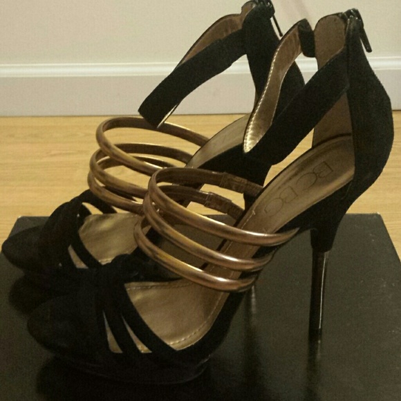 BCBG black and gold strappy heels - Picture 2 of 4