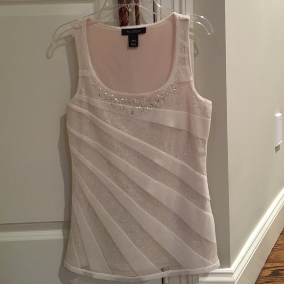 CREME COLORED SPARKLE TOP