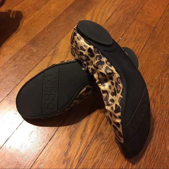 Flats - Picture 2 of 2