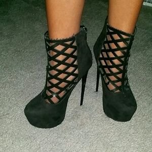 Black ankle boot