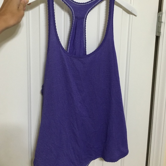 Lululemon tank