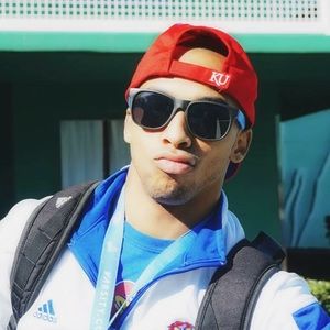 Meet your Posher, Leo