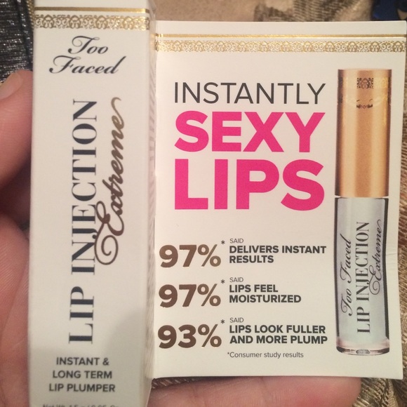 Too Faced Lip Injection Lip Plumper