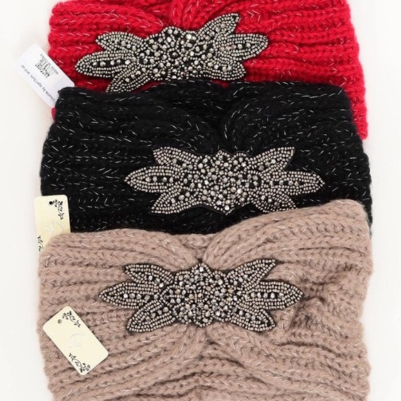 🎉CLEARANCE🎉 Beaded Embellished Crochet Headband - Picture 3 of 3