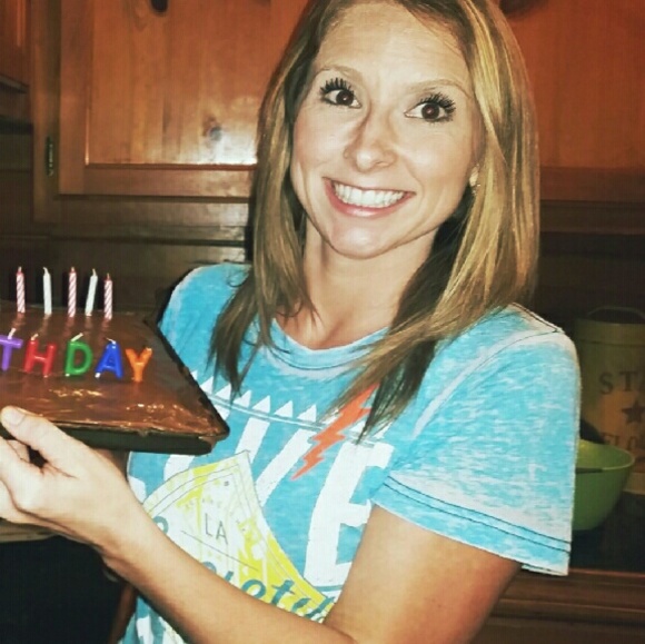 Meet your Posher, Lacy - Picture 1 of 1