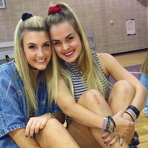 Meet your Posher, Sidney