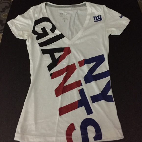 Official NFL NY Giants v neck