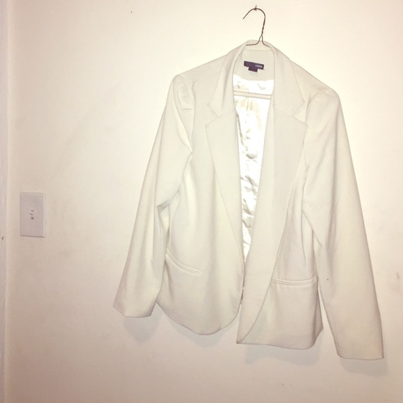 Off white Aqua (Bloomingdale's) Blazer