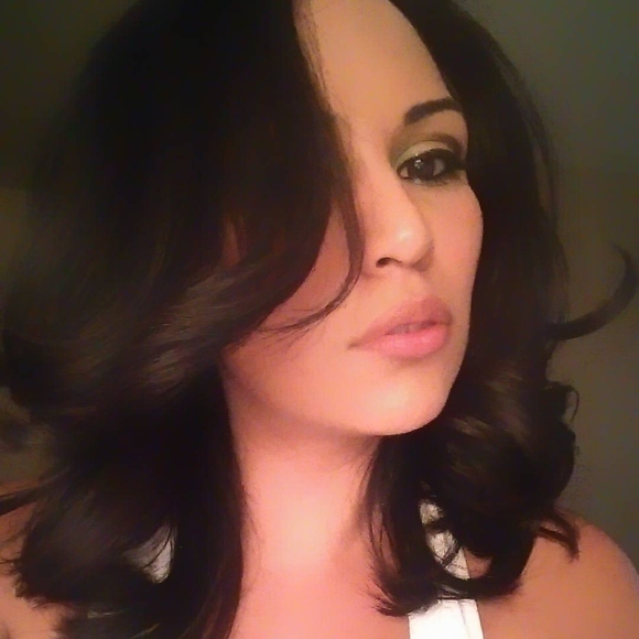 Meet your Posher, Lydia