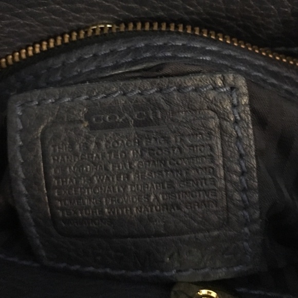 Authentic COACH vintage navy shoulder bag - Picture 4 of 4