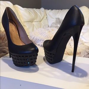 NEW* Sexy Super high skinny studded Stilleto