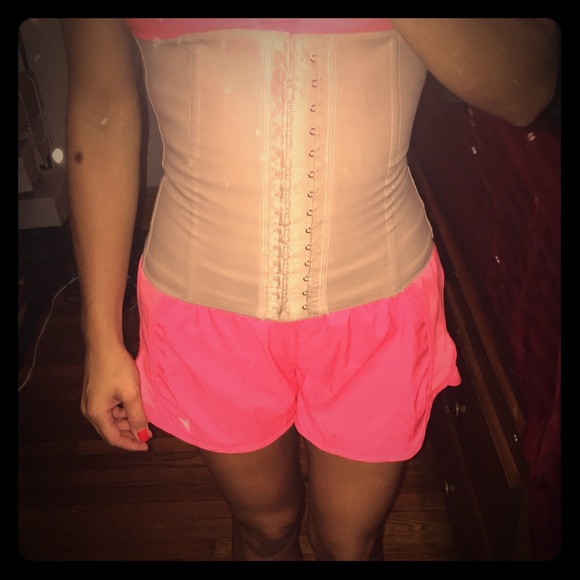 Waist Trainer - Picture 1 of 4