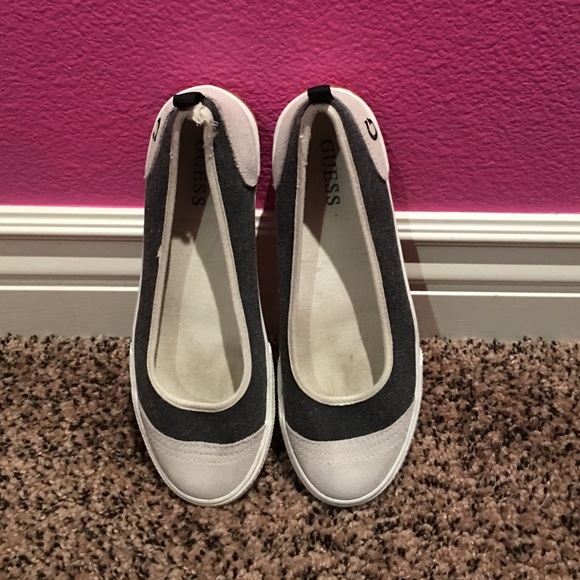 Guess flats